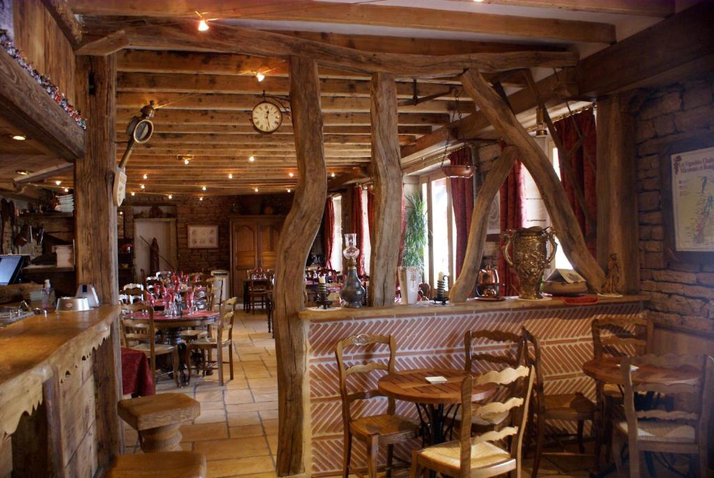 Le Relais De L'Abbaye Hotel Tournus Bagian luar foto