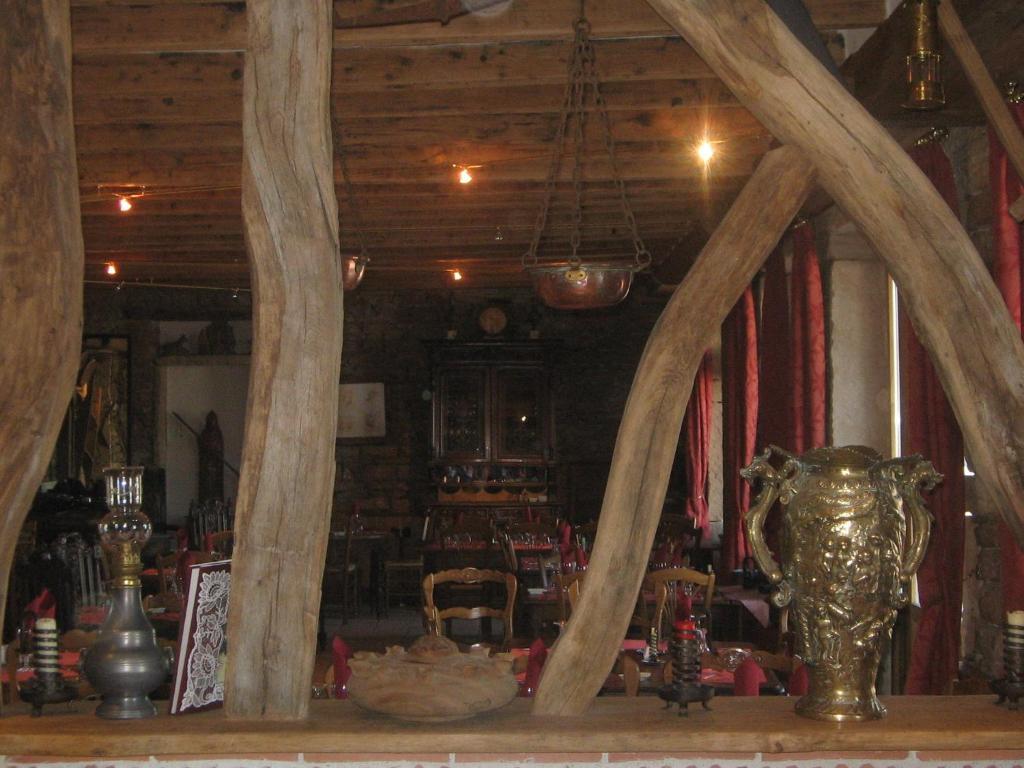 Le Relais De L'Abbaye Hotel Tournus Bagian luar foto