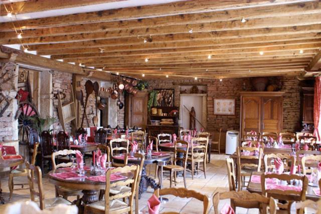 Le Relais De L'Abbaye Hotel Tournus Bagian luar foto