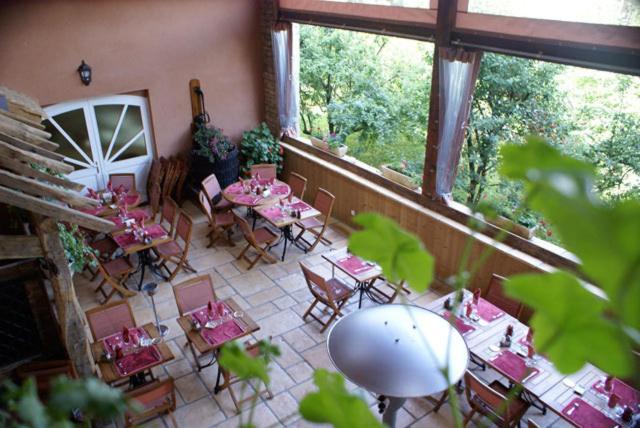 Le Relais De L'Abbaye Hotel Tournus Bagian luar foto