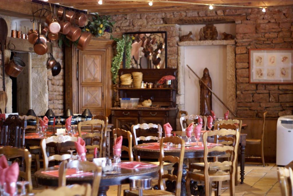 Le Relais De L'Abbaye Hotel Tournus Bagian luar foto
